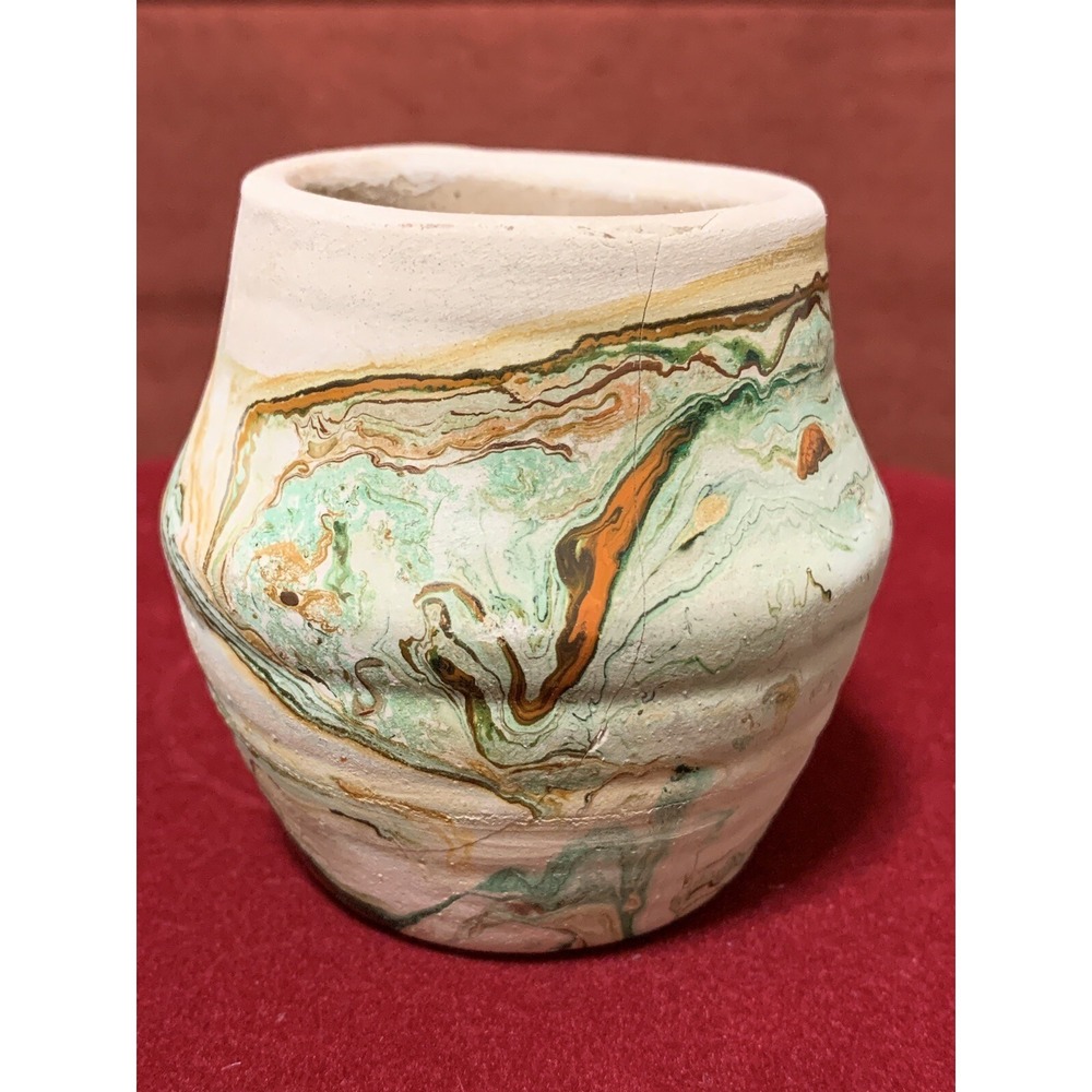 Vtg Nemadji USA Indian Art‎ Green Marble Swirl Handmade Pottery Vase
